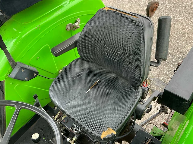 1986 deutz dx3.50 tweewielaangedreven landbouwtractor - afbeelding 24 van  39