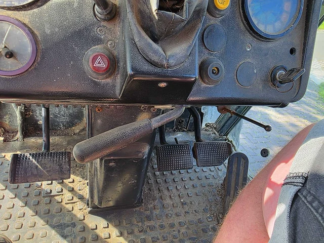 1986 deutz-fahr dx 4.20se vierwielaangedreven landbouwtractor - afbeelding 24 van  42