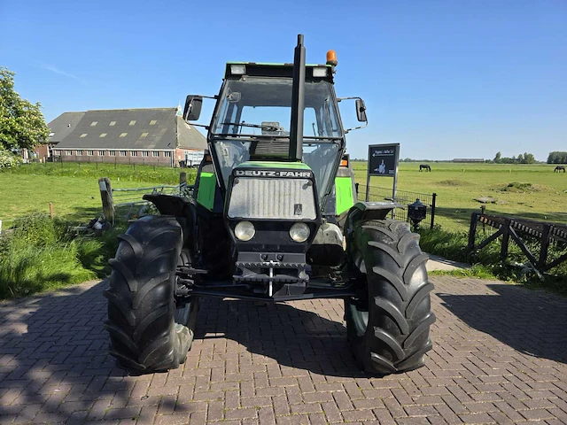 1986 deutz-fahr dx 4.20se vierwielaangedreven landbouwtractor - afbeelding 23 van  42