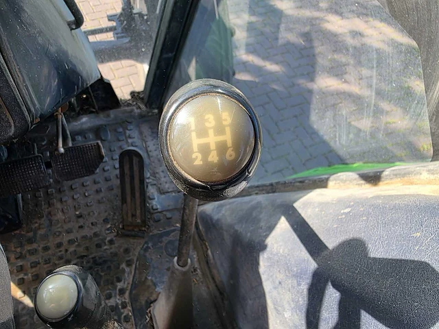 1986 deutz-fahr dx 4.20se vierwielaangedreven landbouwtractor - afbeelding 35 van  42