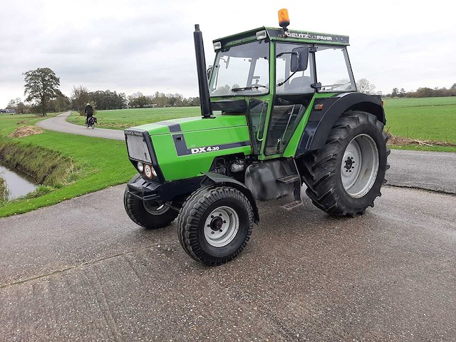 1986 deutz-fahr dx 4.30 tweewielaangedreven landbouwtractor - afbeelding 12 van  29