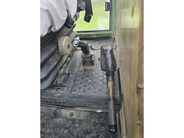 1986 fendt 612 lsa turbomatik vierwielaangedreven landbouwtractor - afbeelding 10 van  24