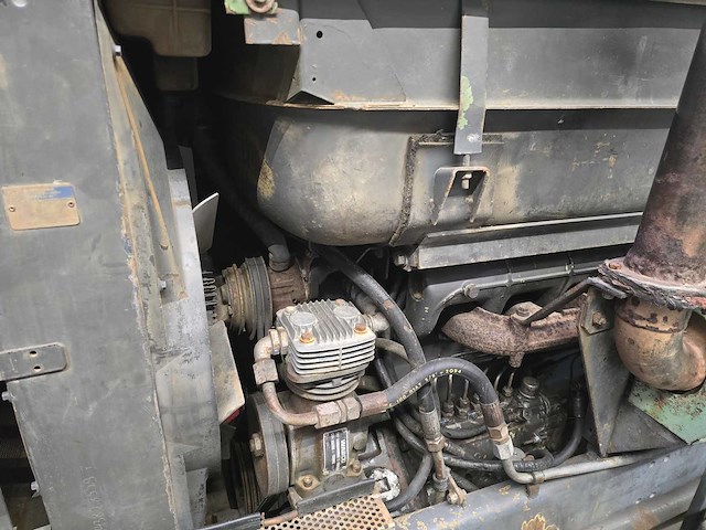 1986 fendt 612 lsa turbomatik vierwielaangedreven landbouwtractor - afbeelding 15 van  24