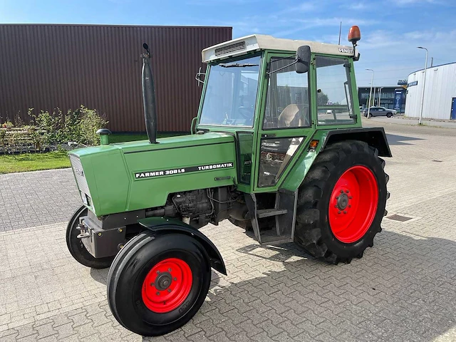 1986 fendt farmer 308 ls turbomatik tweewielaangedreven landbouwtractor - afbeelding 13 van  18