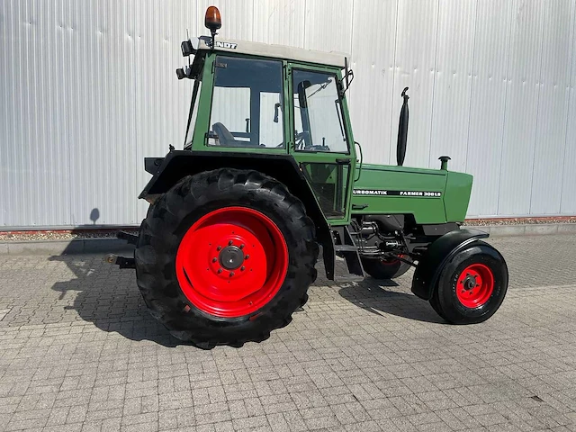 1986 fendt farmer 308 ls turbomatik tweewielaangedreven landbouwtractor - afbeelding 16 van  18