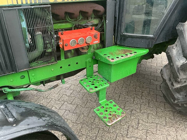 1986 john deere 2250 tweewielaangedreven landbouwtractor - afbeelding 4 van  26