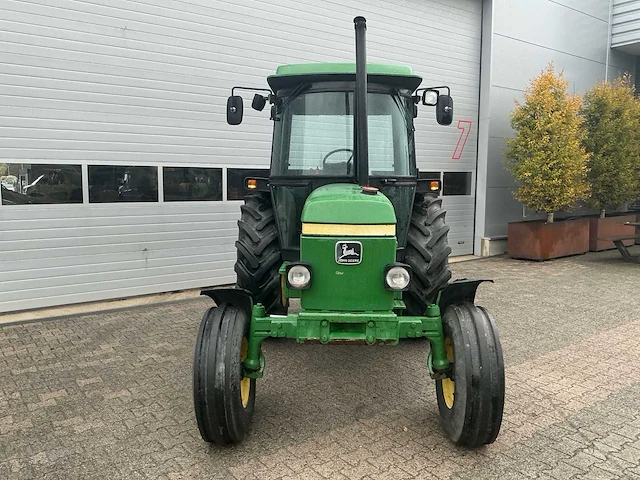 1986 john deere 2250 tweewielaangedreven landbouwtractor - afbeelding 12 van  26