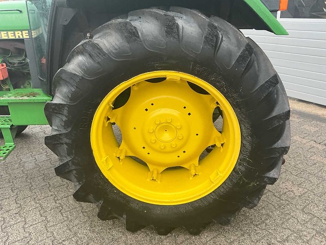 1986 john deere 2250 tweewielaangedreven landbouwtractor - afbeelding 2 van  26