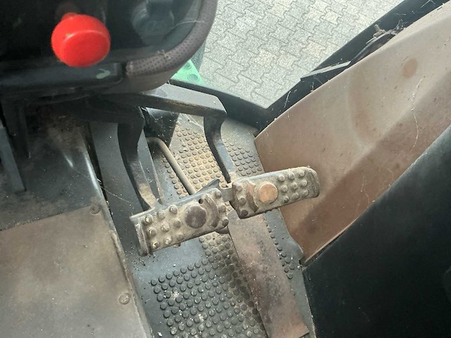 1986 john deere 2250 tweewielaangedreven landbouwtractor - afbeelding 16 van  26