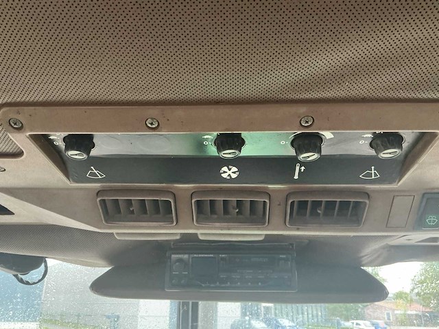 1986 john deere 2250 tweewielaangedreven landbouwtractor - afbeelding 18 van  26