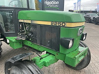 1986 john deere 2250 tweewielaangedreven landbouwtractor - afbeelding 24 van  26