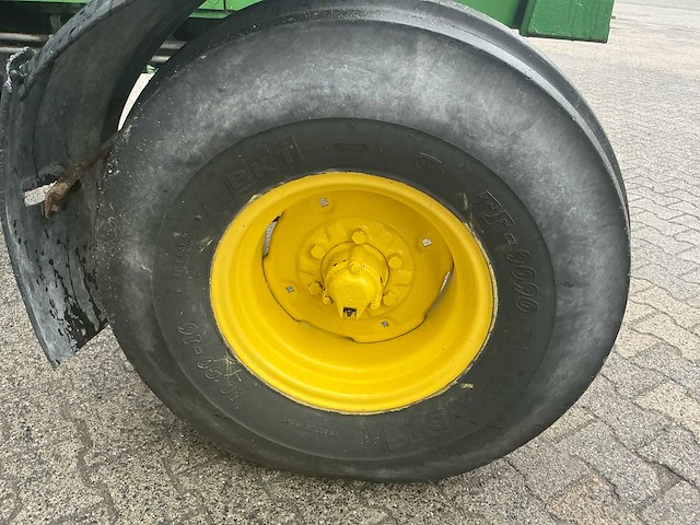 1986 john deere 2250 tweewielaangedreven landbouwtractor - afbeelding 25 van  26