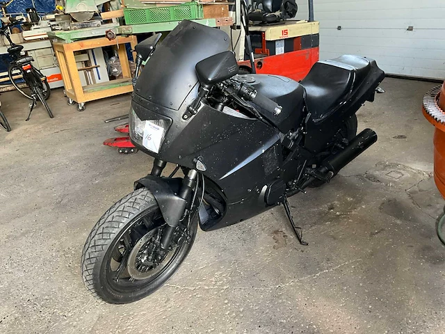 1986 kawasaki sport gpz 600 r motorfiets - afbeelding 11 van  15