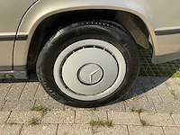 1986 mercedes-benz 190e oldtimer - afbeelding 16 van  63