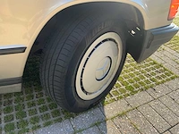 1986 mercedes-benz 190e oldtimer - afbeelding 18 van  63