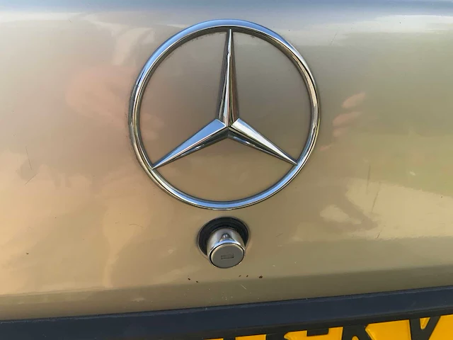 1986 mercedes-benz 190e oldtimer - afbeelding 20 van  63