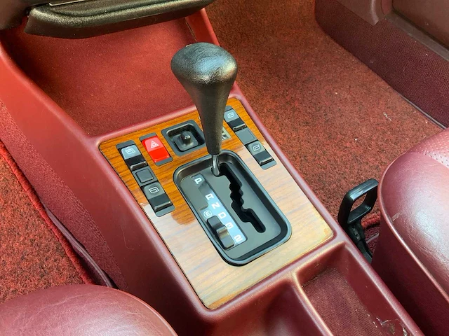 1986 mercedes-benz 190e oldtimer - afbeelding 29 van  63