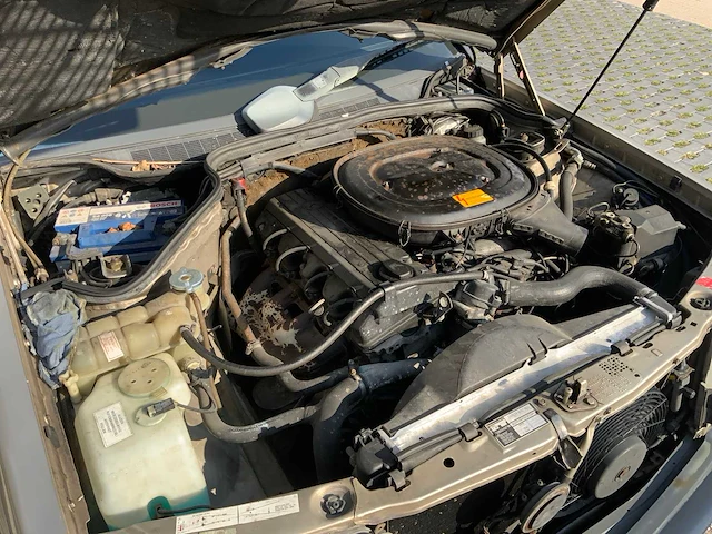 1986 mercedes-benz 190e oldtimer - afbeelding 45 van  63