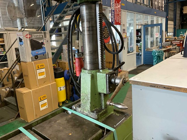 1986 solid tb13sgp kolomboormachine - afbeelding 9 van  12