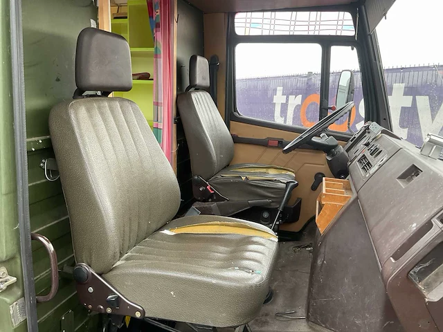 1987 - mercedes-benz 609d camper/personenauto - afbeelding 5 van  18