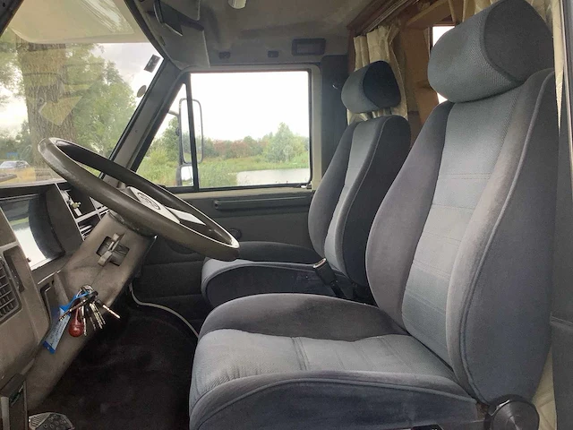 1987 - peugeot - 35/280 g52 - camper/kampeerwagen - afbeelding 2 van  35