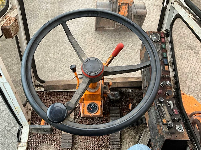 1987 caesar 2507 banden graafmachine - afbeelding 24 van  38