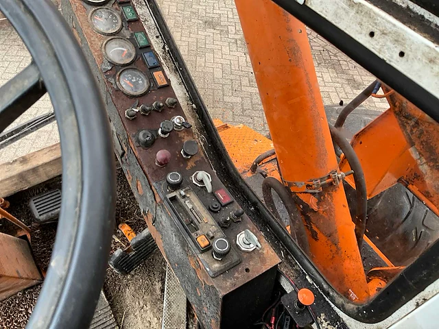 1987 caesar 2507 banden graafmachine - afbeelding 26 van  38