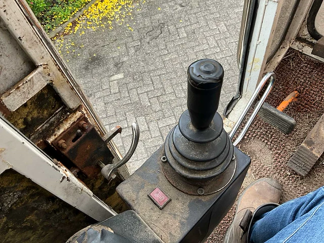 1987 caesar 2507 banden graafmachine - afbeelding 28 van  38