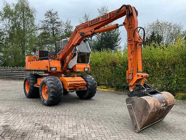 1987 caesar 2507 banden graafmachine - afbeelding 33 van  38