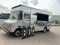 1987 chevrolet p30 grumman olsen foodtruck