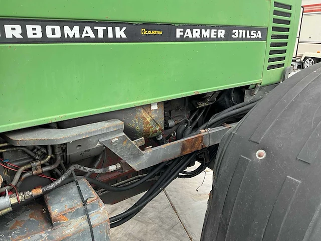 1987 fendt farmer 312 lsa vierwielaangedreven landbouwtractor - afbeelding 14 van  39
