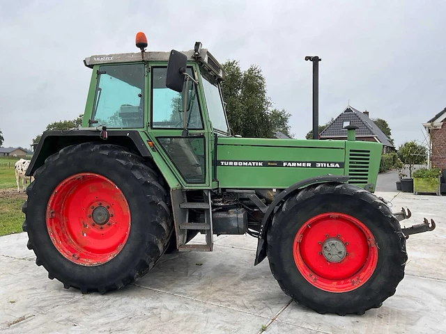 1987 fendt farmer 312 lsa vierwielaangedreven landbouwtractor - afbeelding 36 van  39
