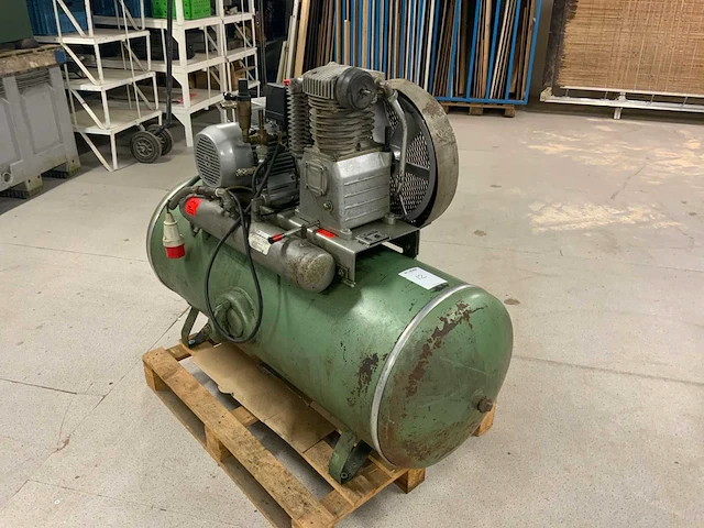1987 gebr. creemers cst 420 schroefcompressor 4pk - afbeelding 2 van  7