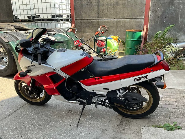 1987 kawasaki sport gpx 750 r motorfiets - afbeelding 13 van  16