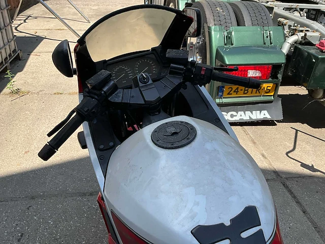 1987 kawasaki sport gpx 750 r motorfiets - afbeelding 15 van  16