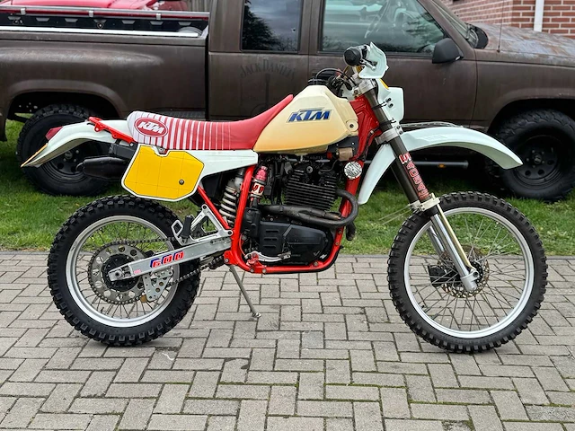 1987 ktm enduro 600 gs motorfiets - afbeelding 10 van  13