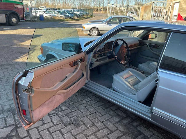 1987 mercedes-benz 560 sec personenauto - afbeelding 20 van  23
