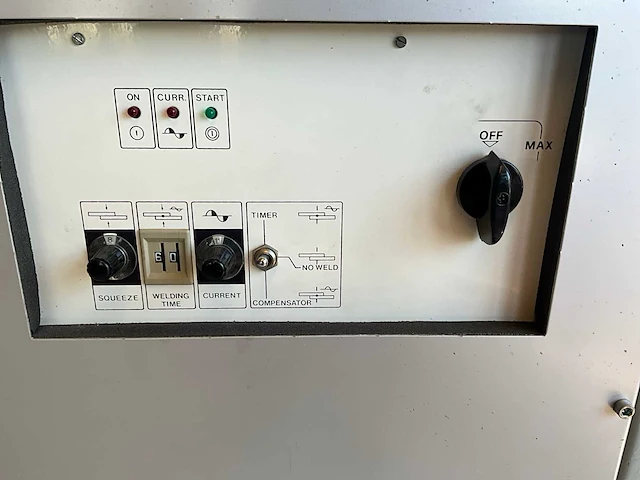 1987 puntlasmachine - afbeelding 7 van  8