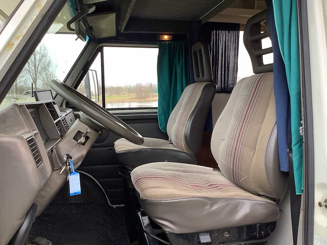 1988 - peugeot - j5 280 g52 kampeerauto - camper - afbeelding 27 van  29