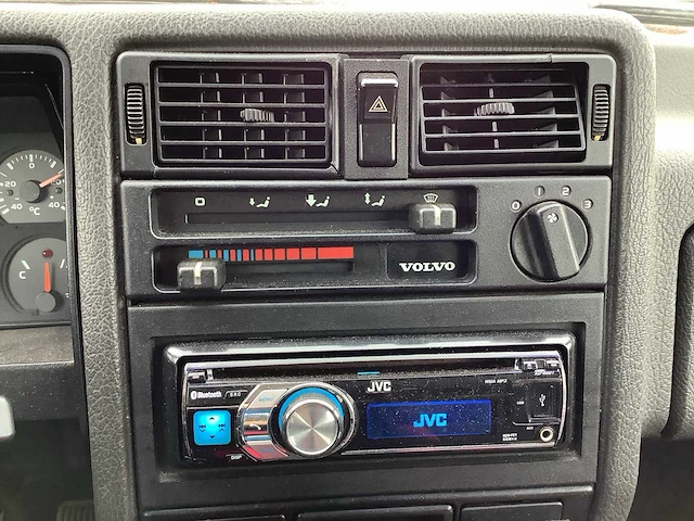 1988 - volvo - 340 - 1.4 dl - personenauto - afbeelding 7 van  18