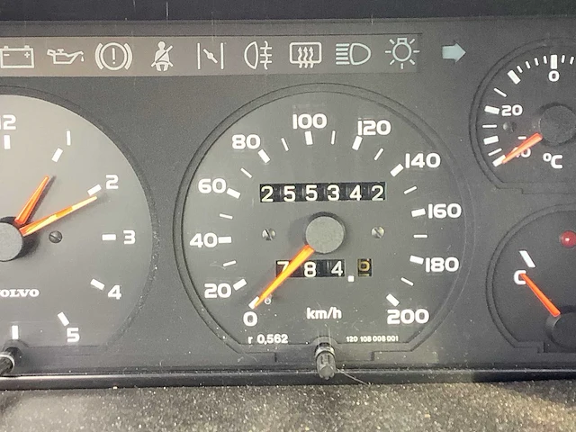 1988 - volvo - 340 - 1.4 dl - personenauto - afbeelding 8 van  18