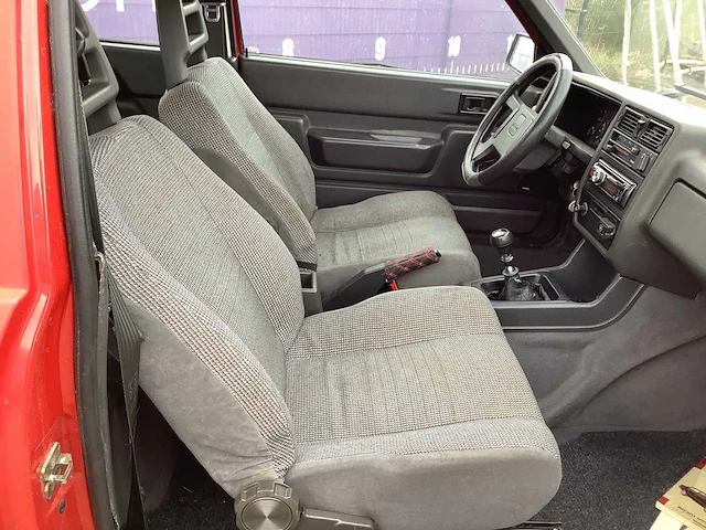 1988 - volvo - 340 - 1.4 dl - personenauto - afbeelding 18 van  18