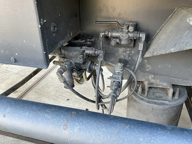 1988 atm ok 15/27 kiptrailer - afbeelding 11 van  24