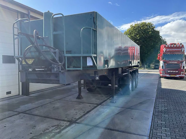 1988 atm ok 15/27 kiptrailer - afbeelding 1 van  24