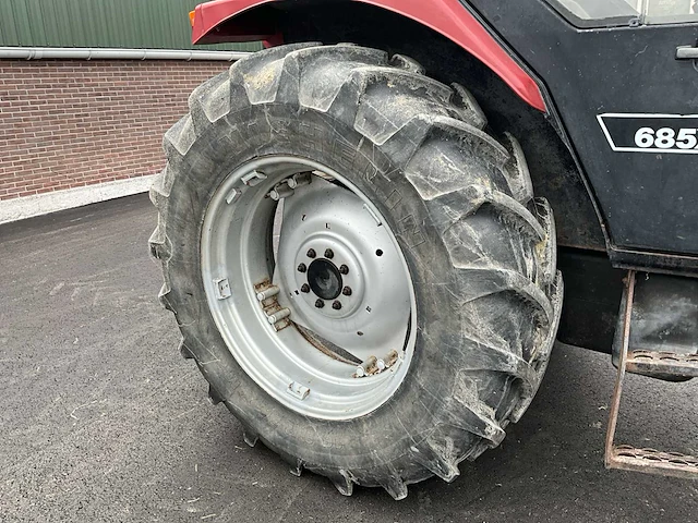 1988 case international 685xl tweewielaangedreven landbouwtractor - afbeelding 6 van  36