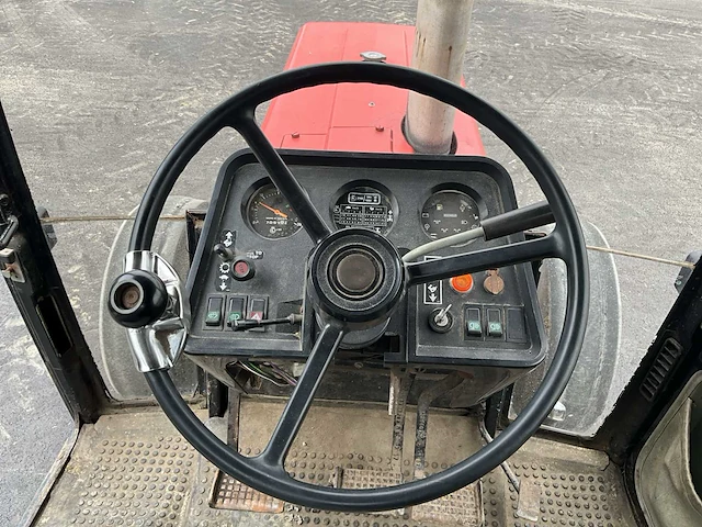 1988 case international 685xl tweewielaangedreven landbouwtractor - afbeelding 20 van  36