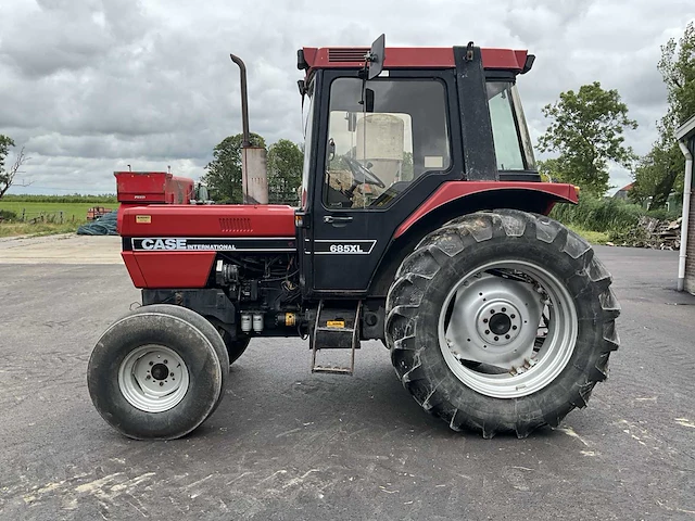 1988 case international 685xl tweewielaangedreven landbouwtractor - afbeelding 32 van  36