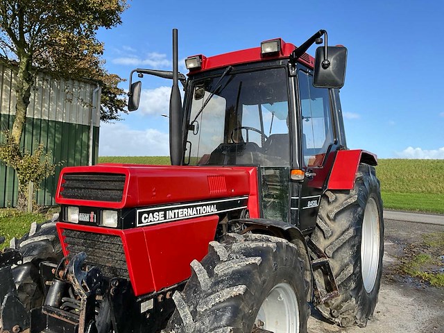 1988 case international 845xl vierwielaangedreven landbouwtractor - afbeelding 2 van  39
