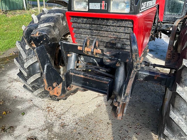 1988 case international 845xl vierwielaangedreven landbouwtractor - afbeelding 7 van  39