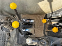 1988 case international 845xl vierwielaangedreven landbouwtractor - afbeelding 30 van  39